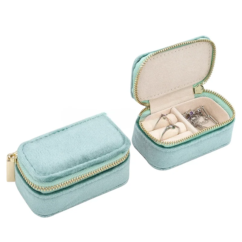 Mini Travel Jewelry Box, Ring  - огляд і ціна Velvet Jewelry Box