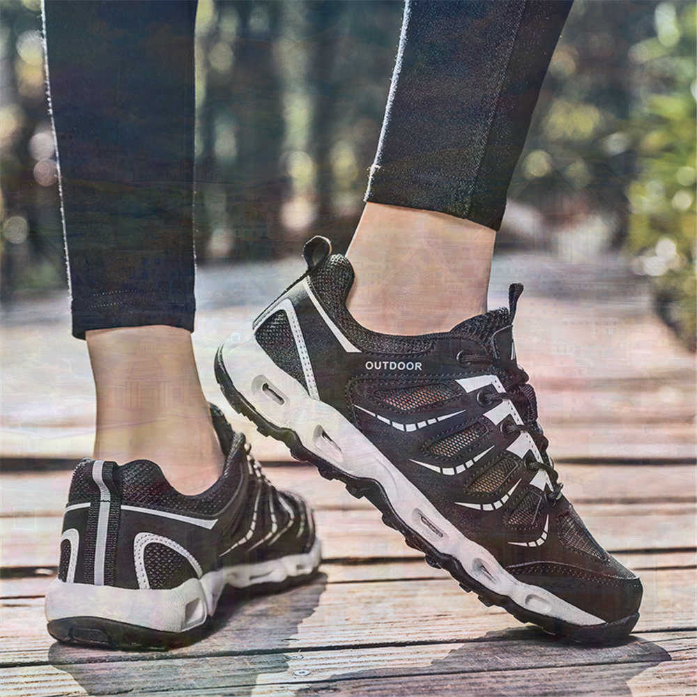 Sumer Round Tip Silver Sneaker - огляд і ціна Luxury Lifestyle Uk