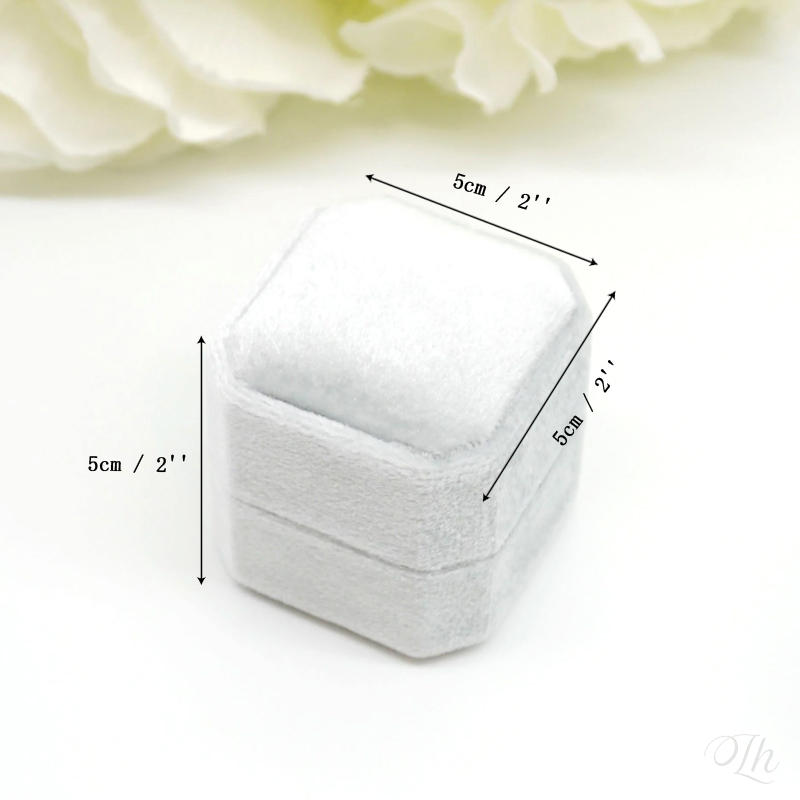Personalized Wedding Ring Box  - огляд і ціна Velvet Jewelry Box