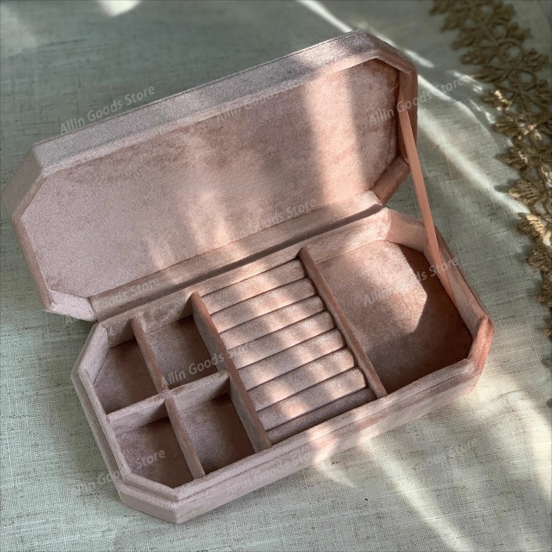 Velvet Rings Jewelry Box Luxur - огляд і ціна Velvet Jewelry Box