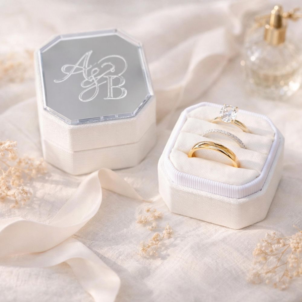 Personalized Octagon Velvet Ri - огляд і ціна Velvet Jewelry Box