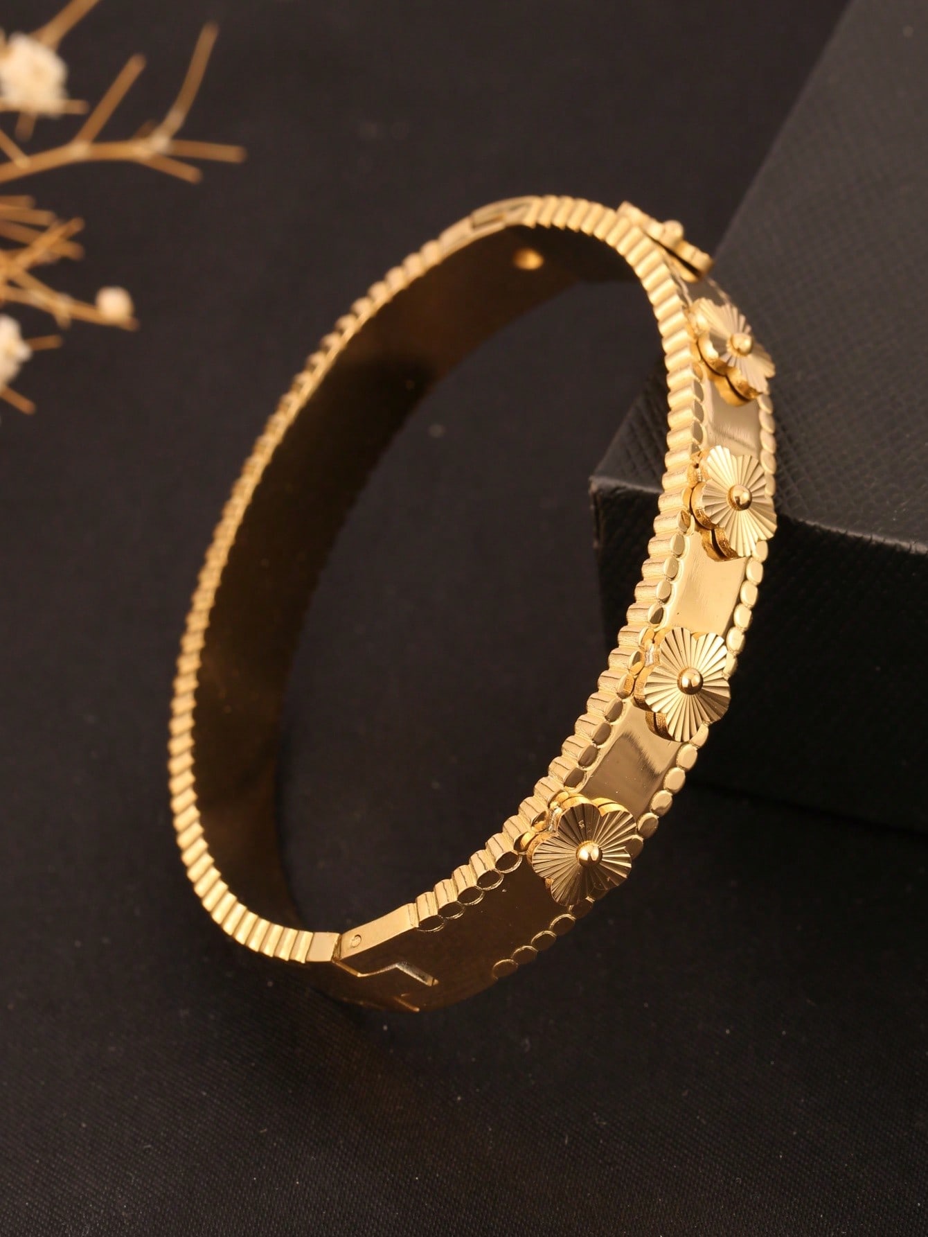 1 Piece of European and Americ - огляд і ціна Luxury Lifestyle Niche
